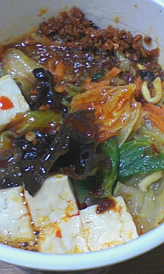 蒙古タンメン中本のカップ麺
